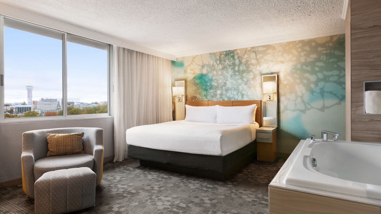 Photo of Bedroom in Downtown Niagara Falls