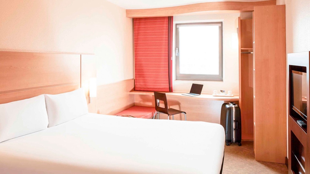 Photo of Bedroom in Borehamwood