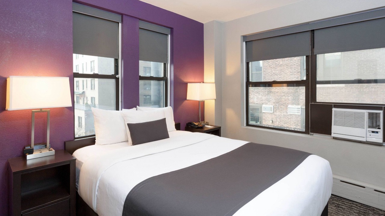 Photo of Bedroom in Lincoln Square