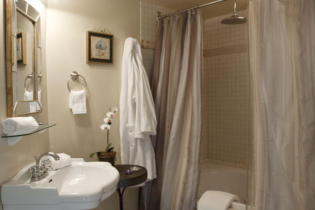 Photo of Bathroom in Madison Center