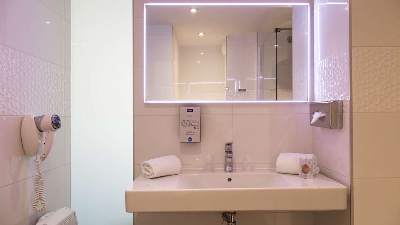 Photo of Bathroom in Lunel