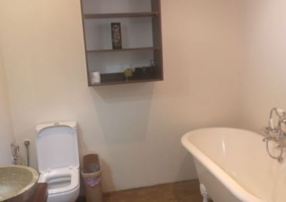 Photo of Bathroom in Bunkers Hill