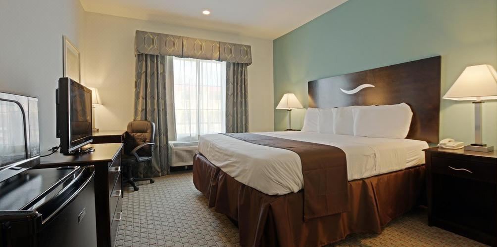 Photo of Bedroom in Sulphur