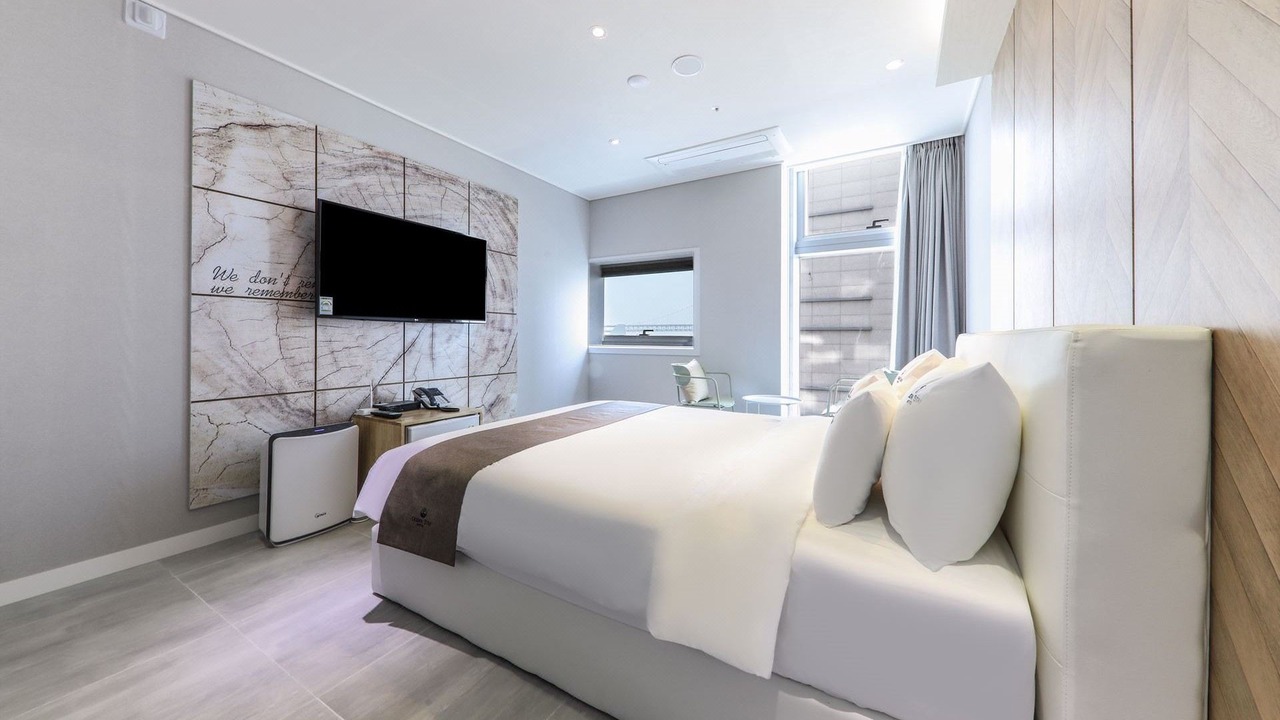 Photo of Bedroom in Suyeong-Gu