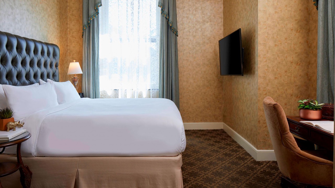 Photo of Bedroom in Gateway District