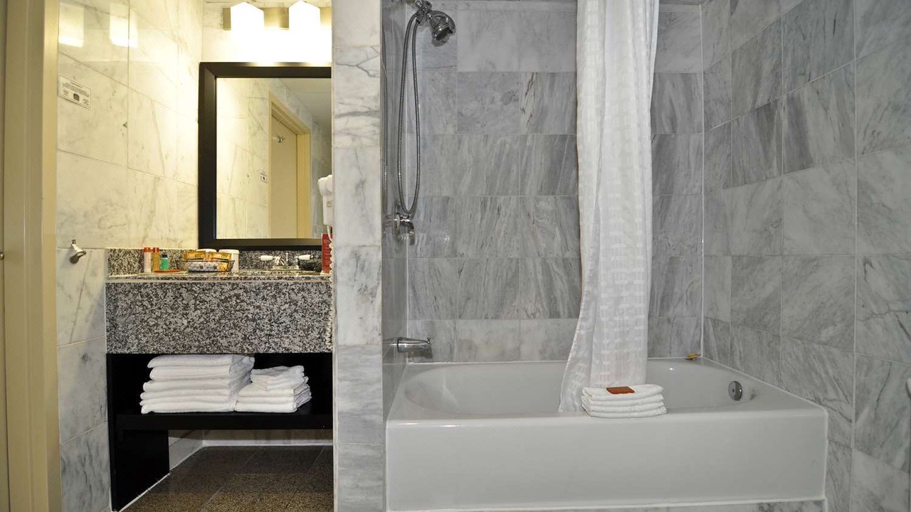 Photo of Bathroom in Newark