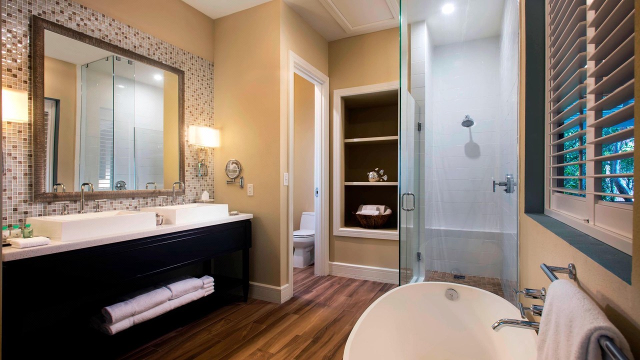 Photo of Bathroom in Rock Harbor
