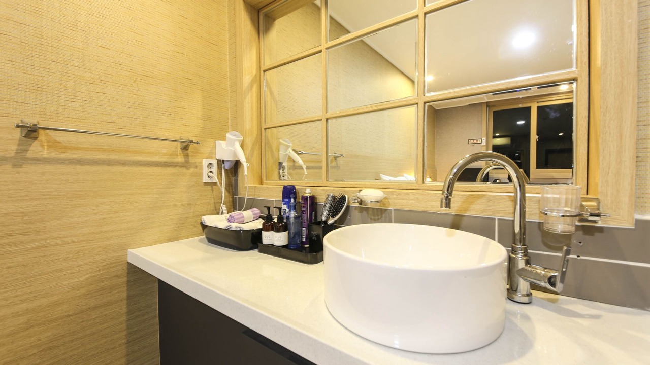 Photo of Bathroom in Chungmu