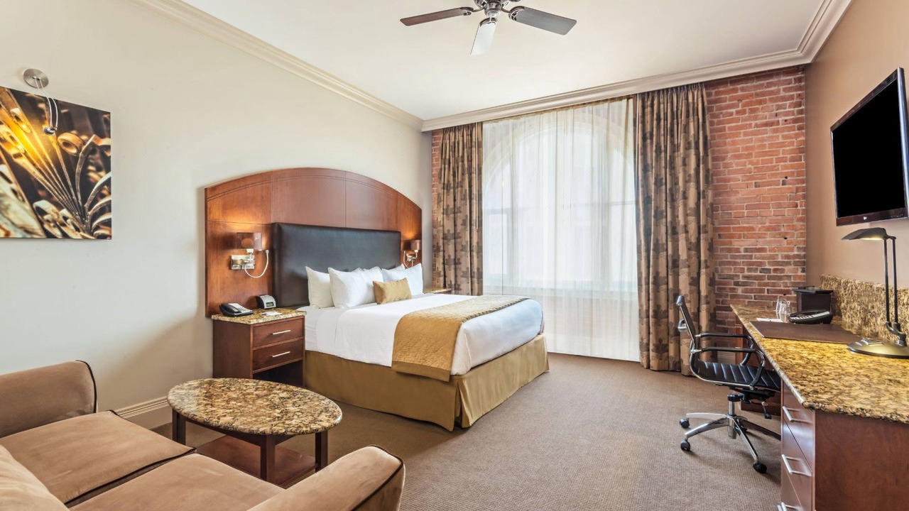 Photo of Livingroom in Downtown Colorado Springs