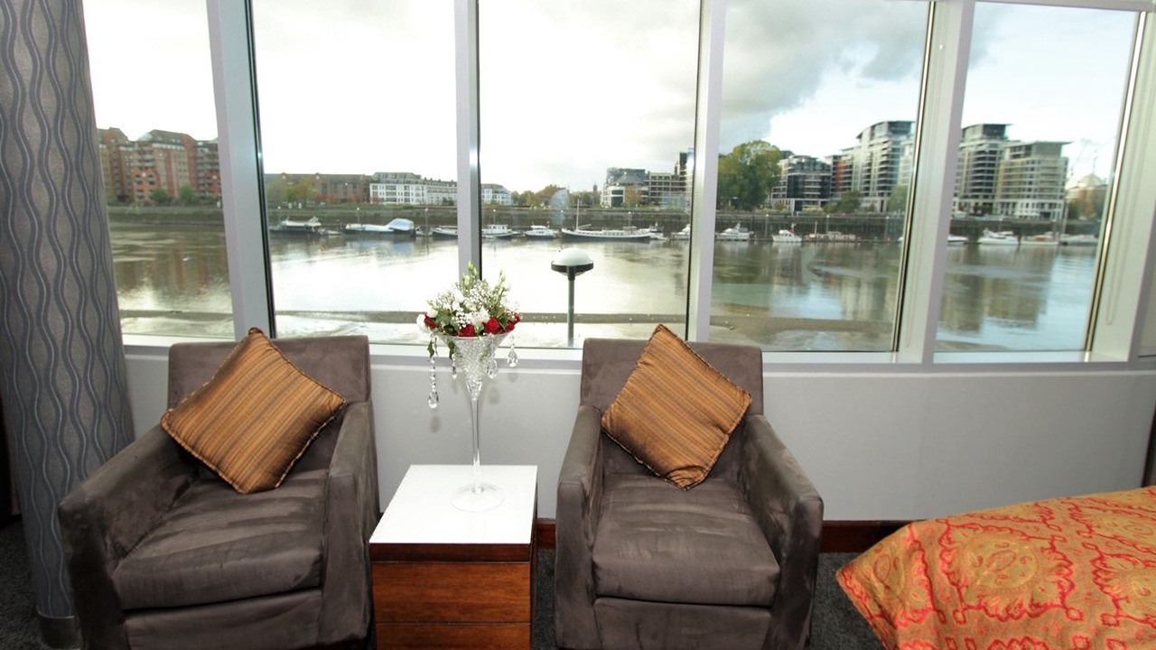 Photo of Livingroom in St. Mary's Park