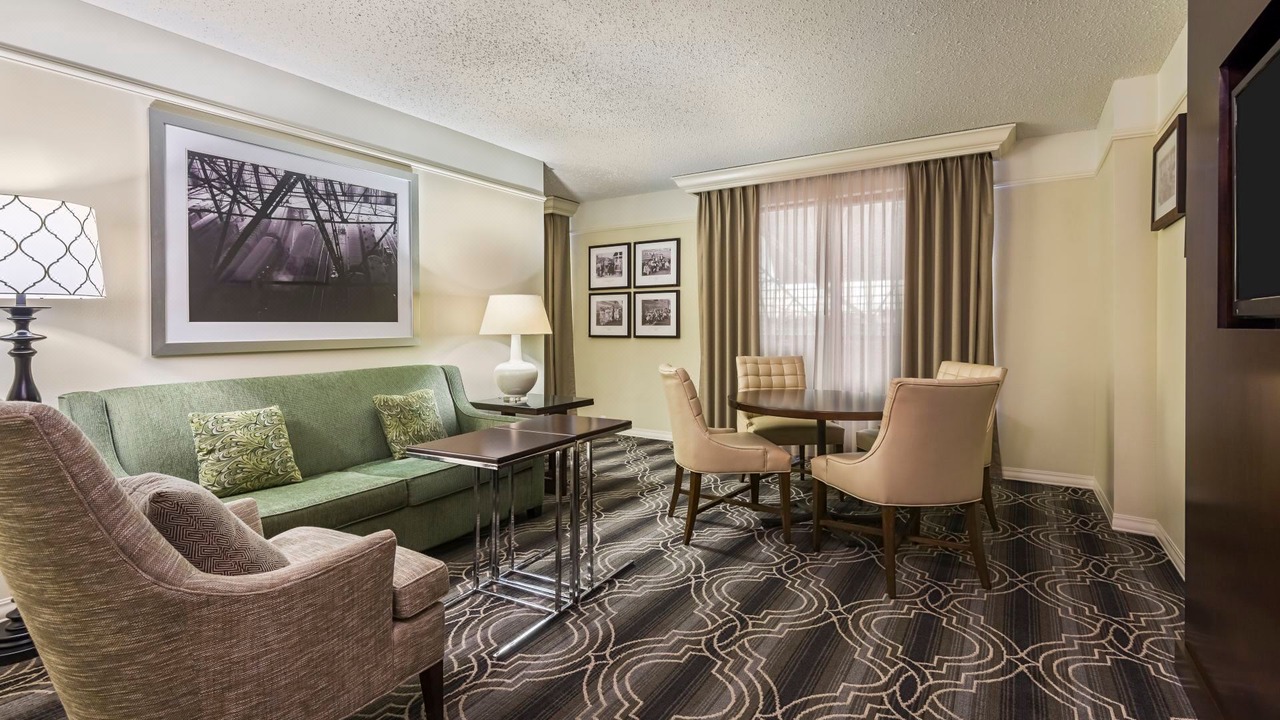 Photo of Livingroom in Downtown West
