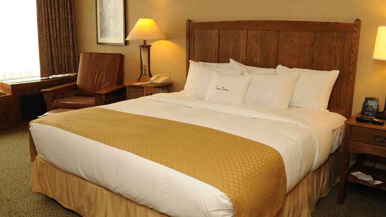 Photo of Bedroom in Mundelein