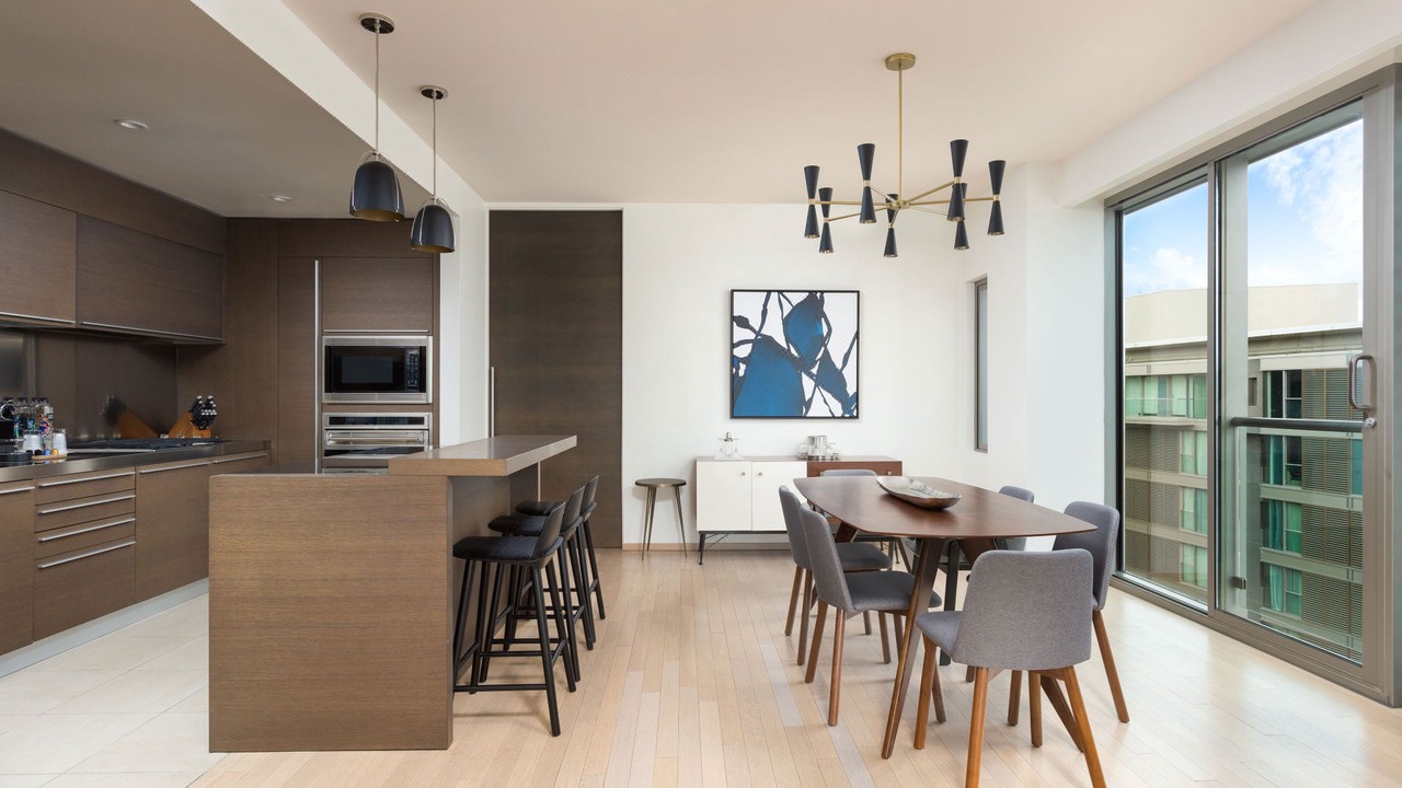 Photo of Livingroom in Entertainment District