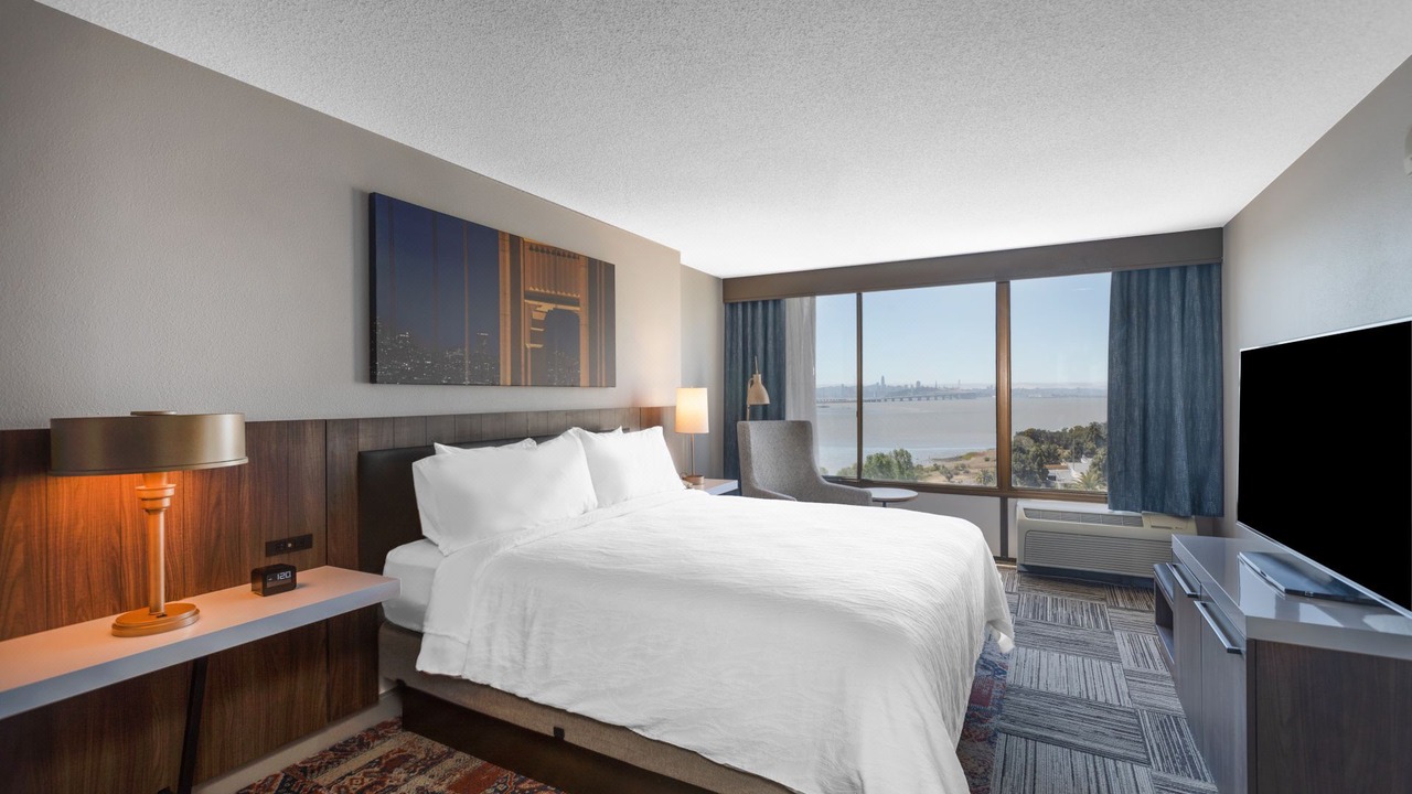 Photo of Bedroom in Emeryville