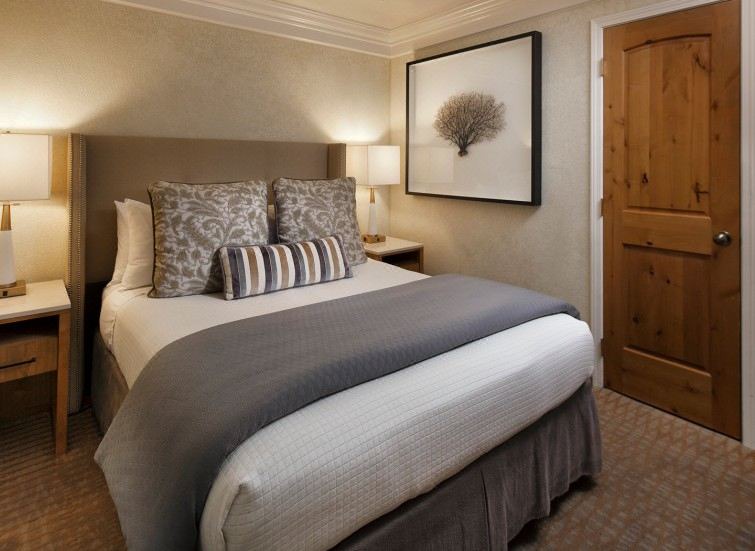 Photo of Bedroom in San Simeon