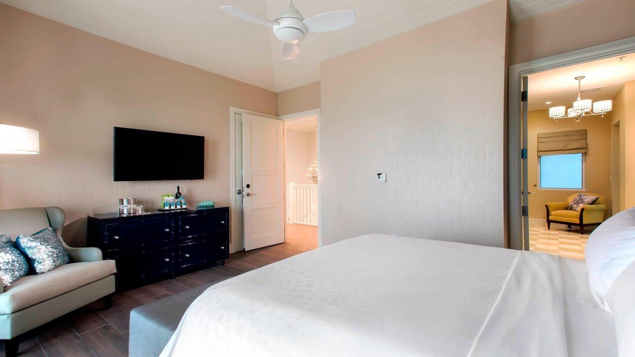 Photo of Bedroom in Rock Harbor
