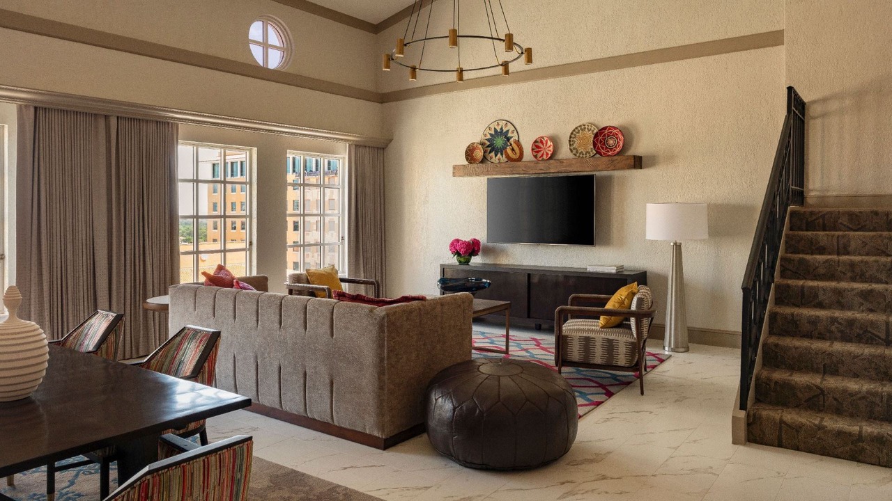 Photo of Livingroom in Coral Gables Section