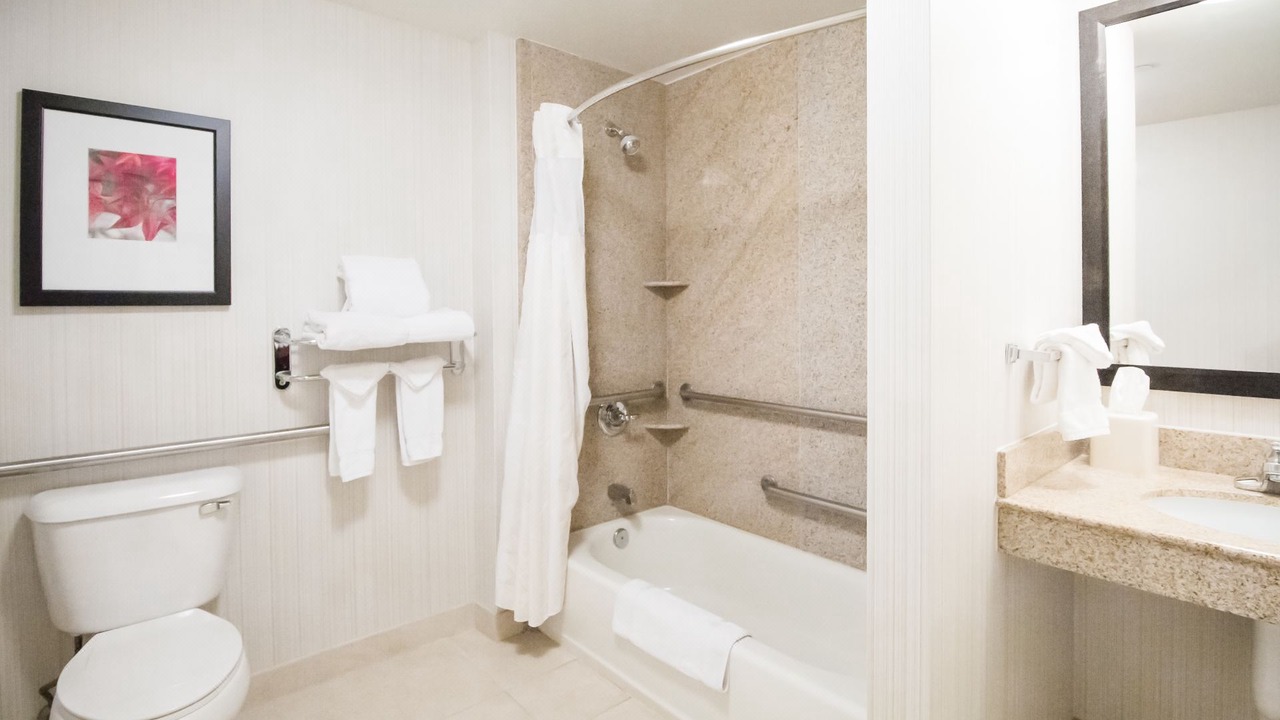 Photo of Bathroom in Avondale