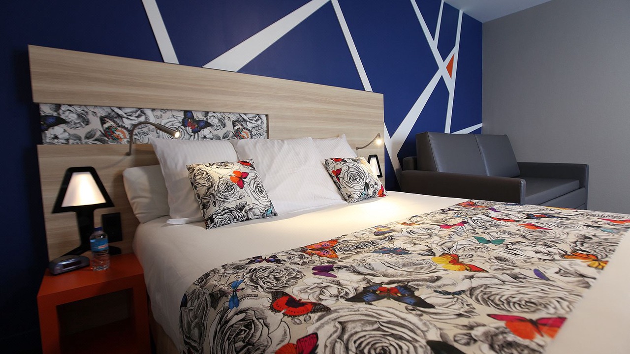 Photo of Bedroom in Centre-ville rive gauche