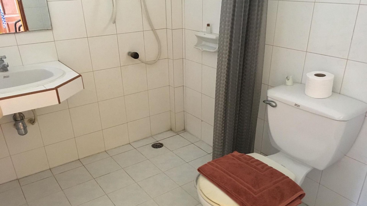 Photo of Bathroom in Kata