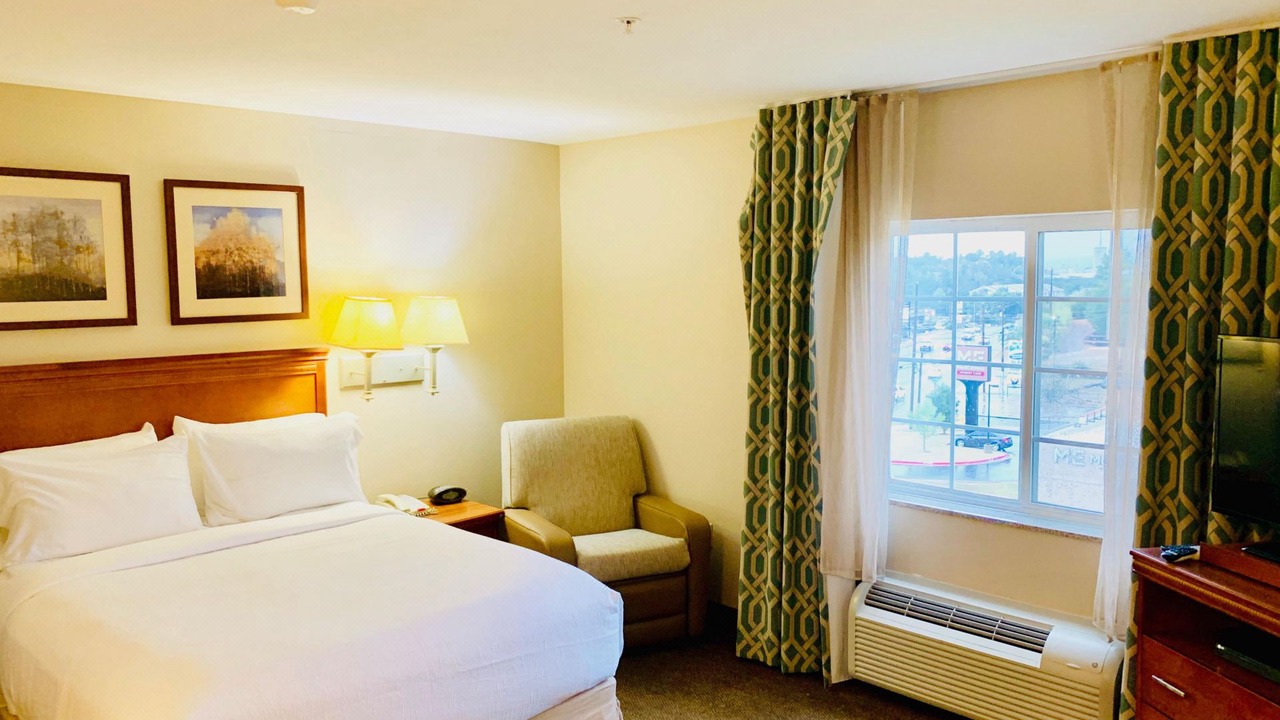 Photo of Bedroom in Hot Springs