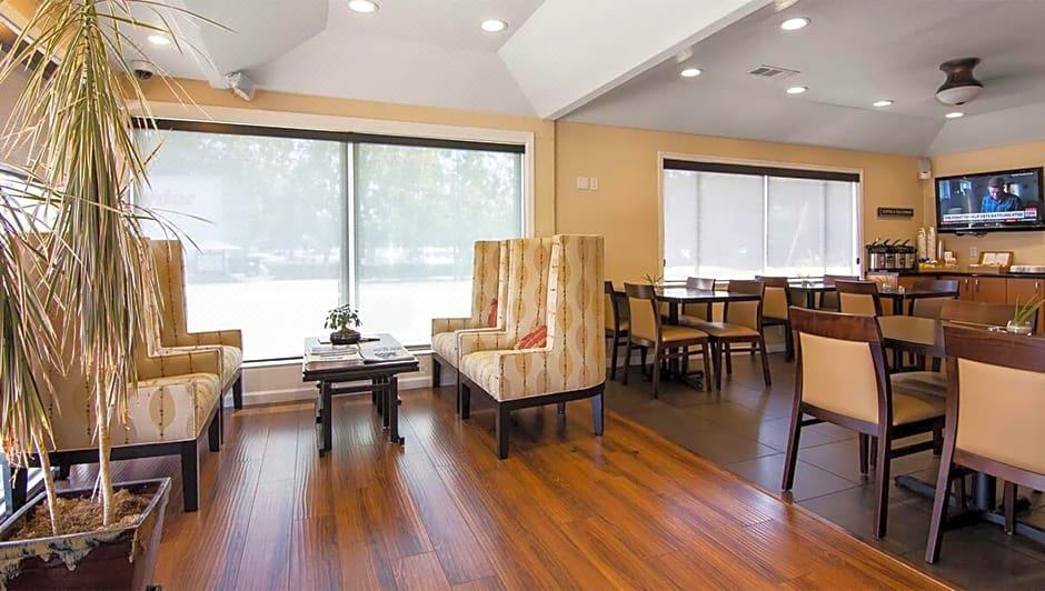 Photo of Livingroom in Palo Alto