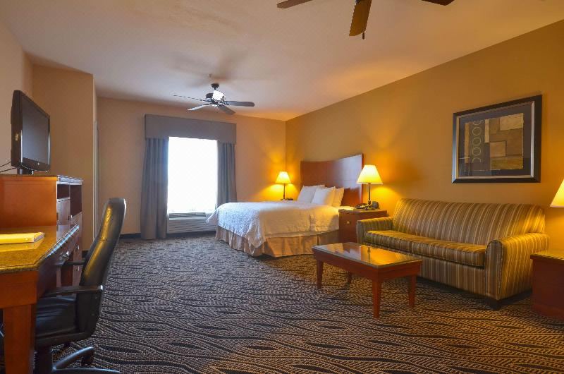 Photo of Livingroom in Bryant