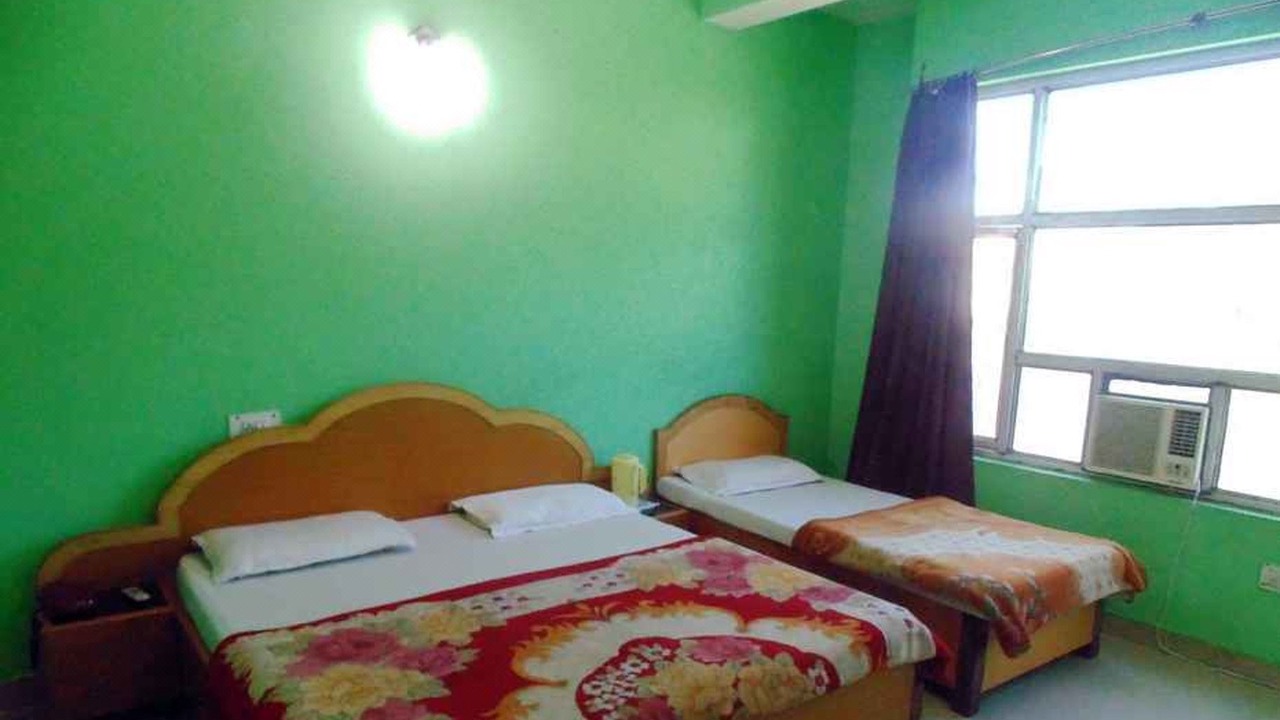 Photo of Bedroom in Katra