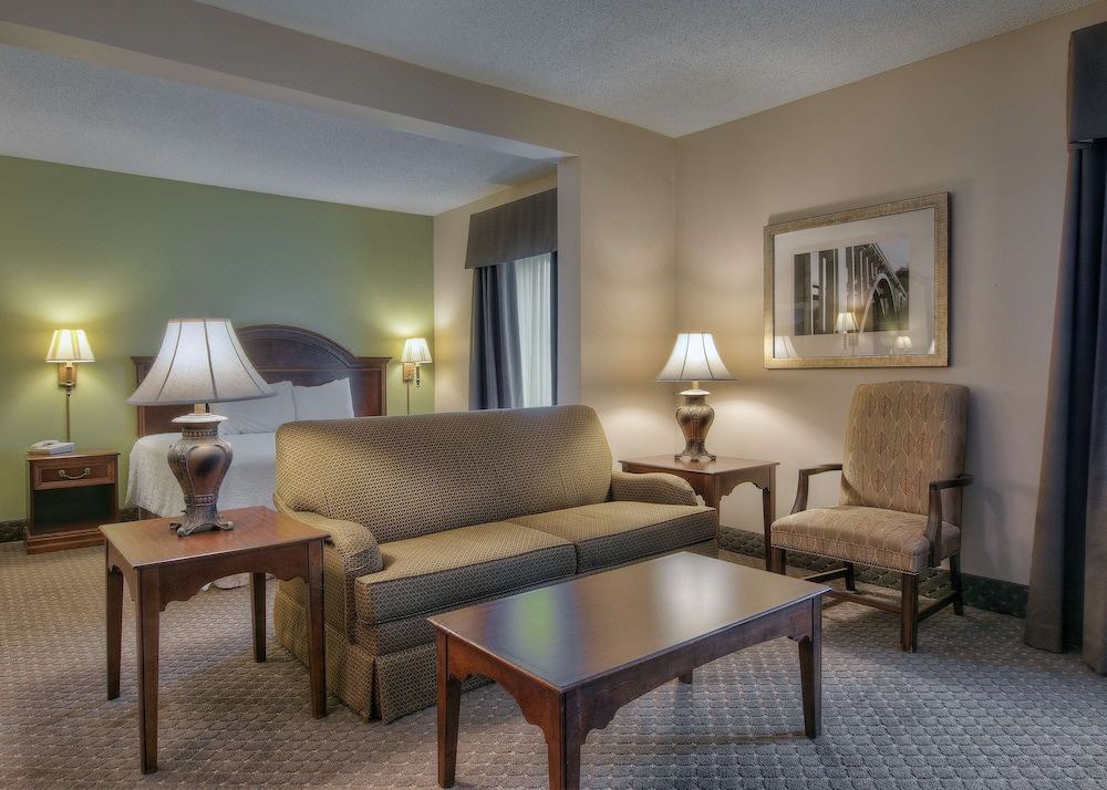 Photo of Livingroom in Kingsport