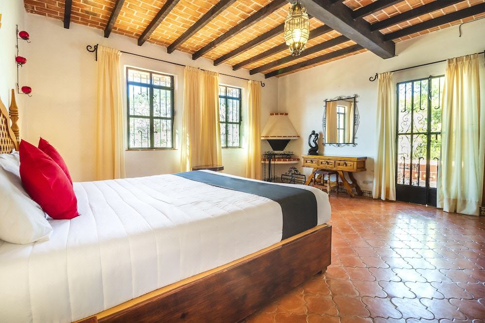 Photo of Bedroom in Taxco