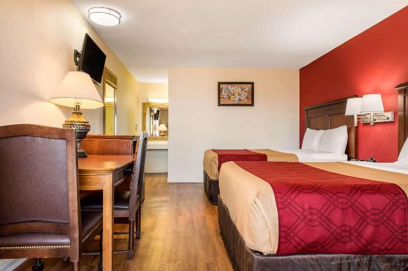 Photo of Bedroom in Findlay