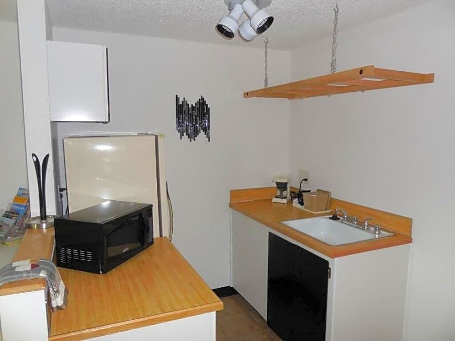 Photo of Livingroom in Tri-Cities