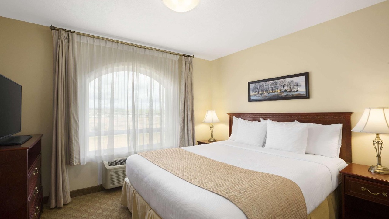 Photo of Bedroom in Dawson Creek
