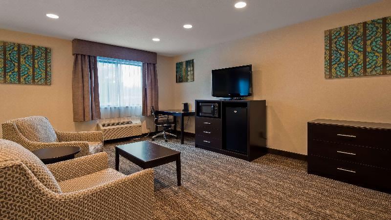 Photo of Livingroom in Grove City