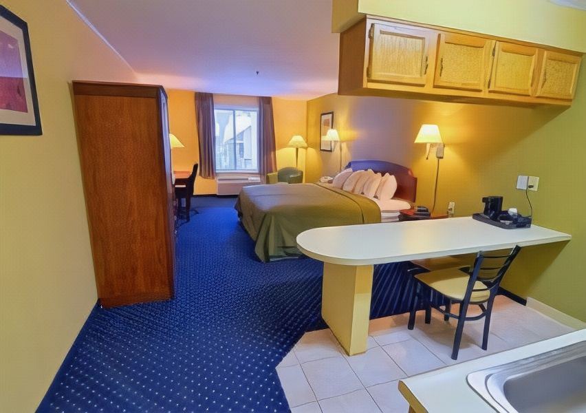 Photo of Livingroom in Merrimack