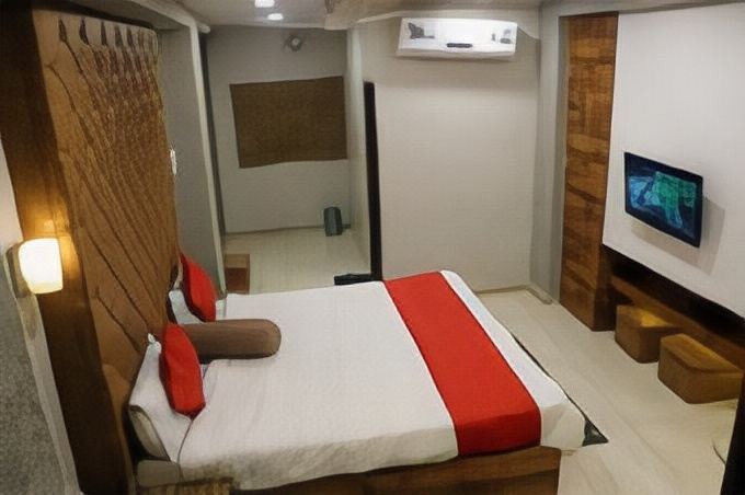 Photo of Bedroom in Pachmarhi