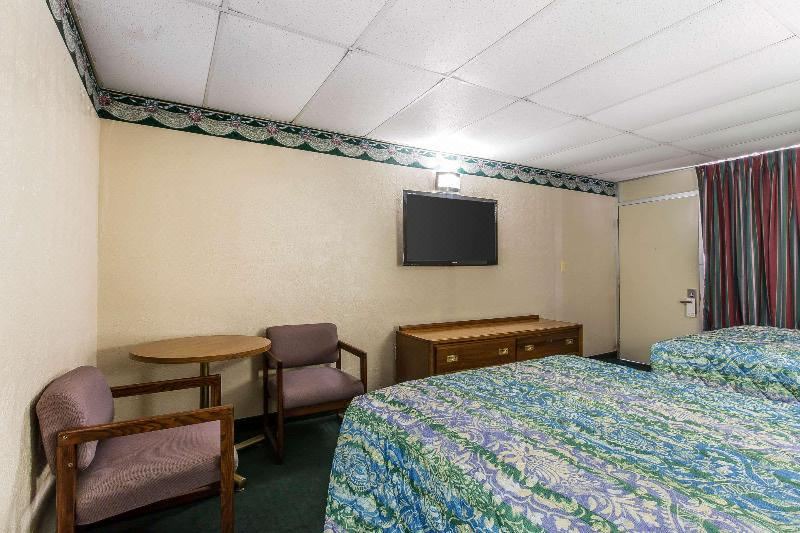 Photo of Bedroom in Gadsden