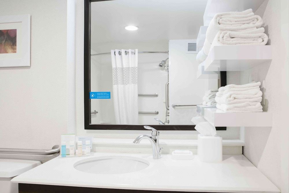 Photo of Bathroom in Shawnee