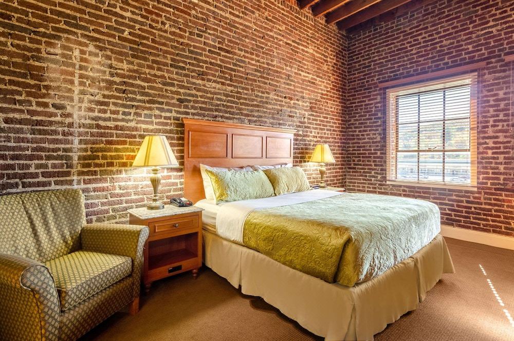 Photo of Bedroom in Pulaski