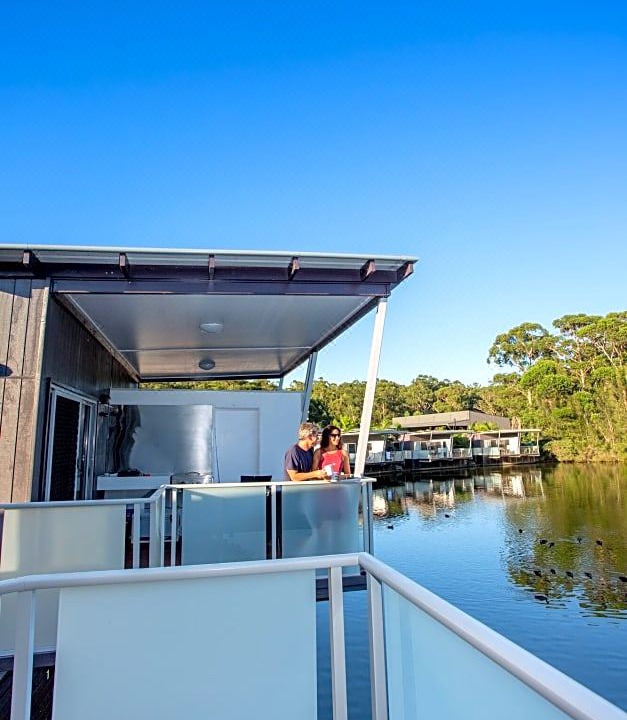 Photo of Others in Lake Conjola