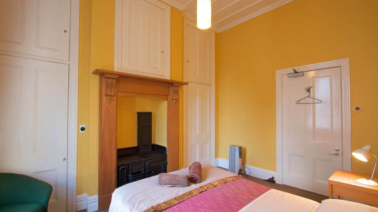Photo of Bedroom in Newton