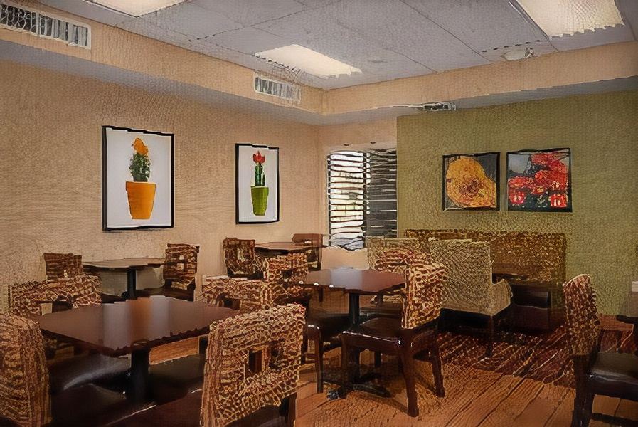 Photo of Livingroom in Anthem Commerce Park
