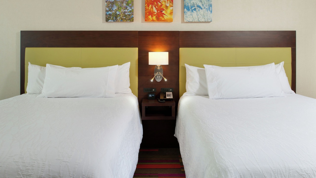 Photo of Bedroom in Downtown Pittsburgh