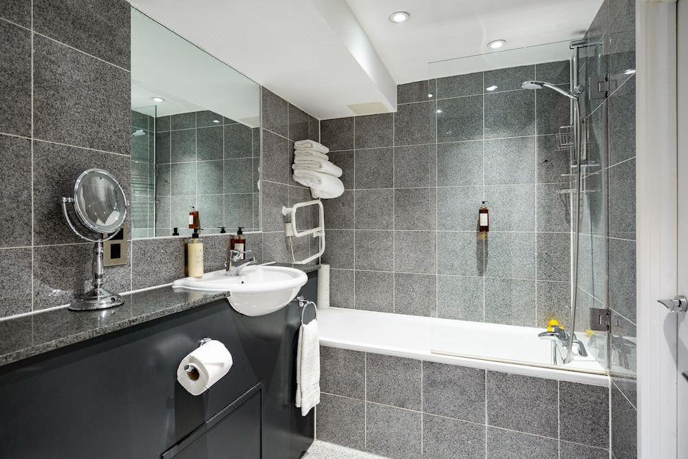 Photo of Bathroom in Bishopsgate