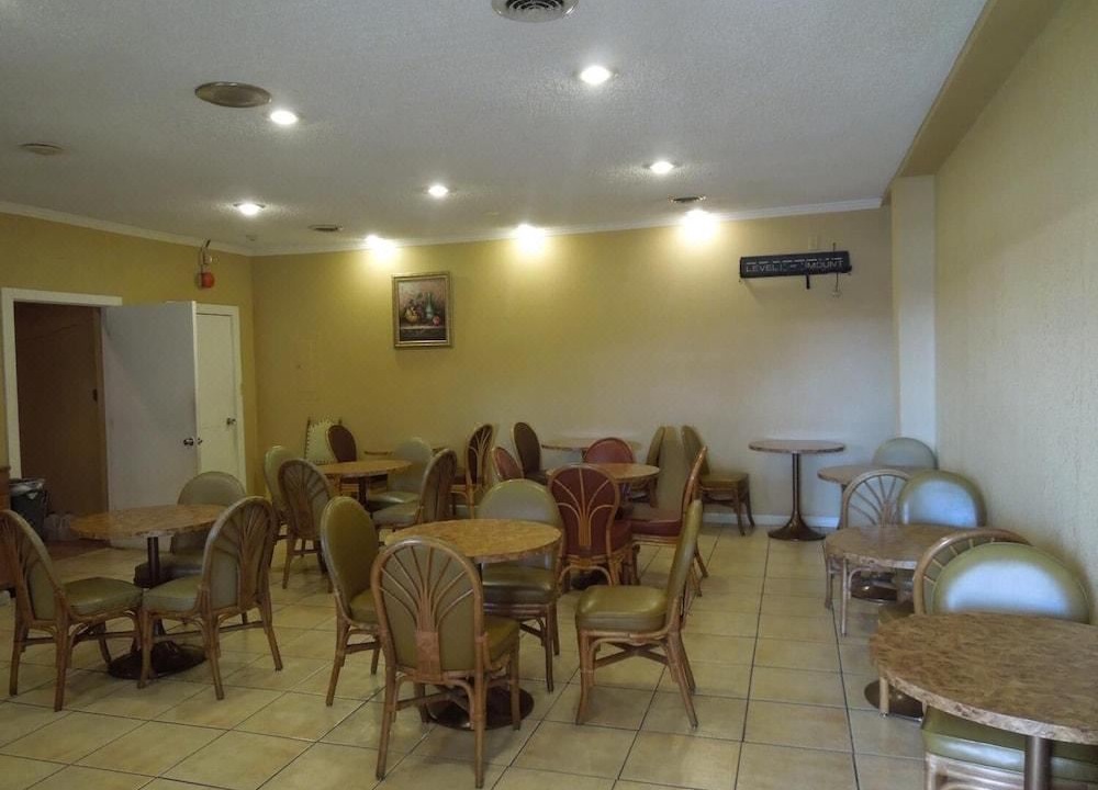 Photo of Livingroom in Niagara Falls
