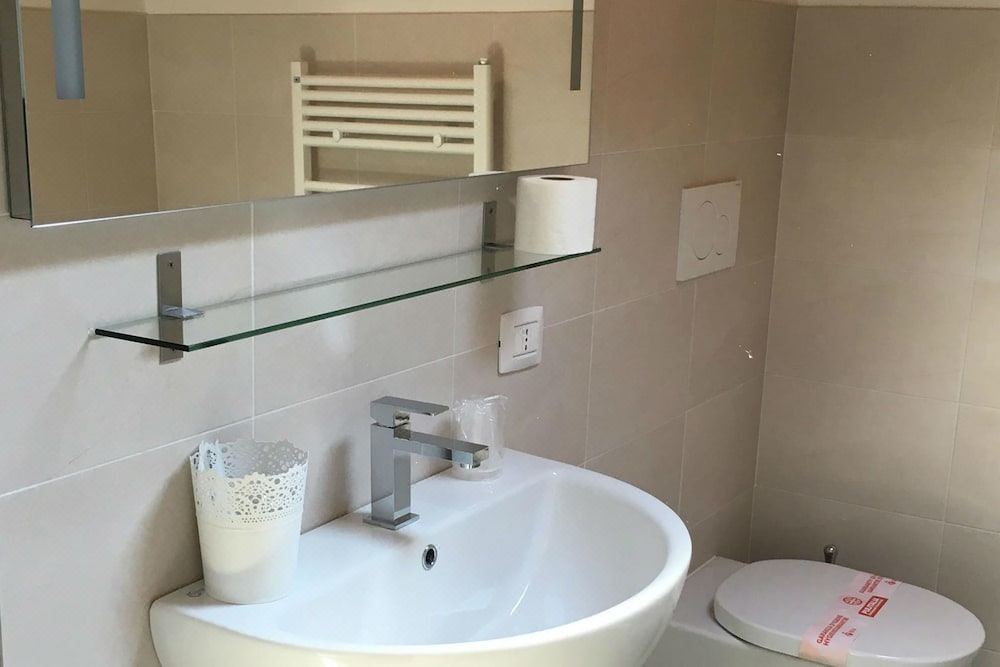 Photo of Bathroom in Sabbioneta