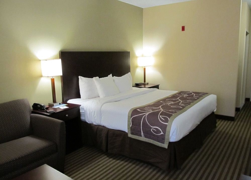 Photo of Bedroom in Brewerton