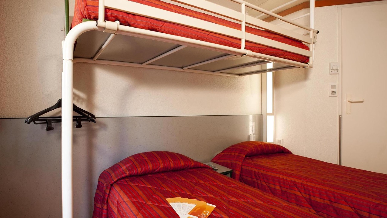 Photo of Bedroom in Proville
