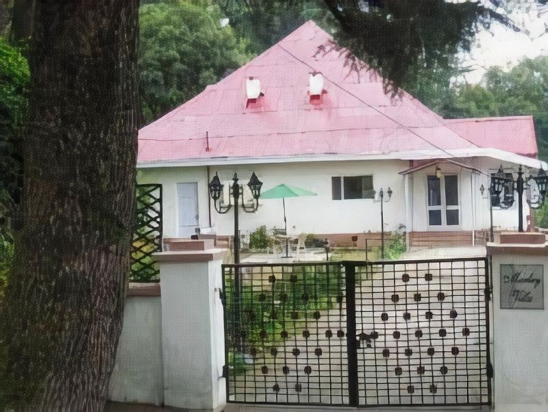 Photo of Buildings in Chhota Shimla