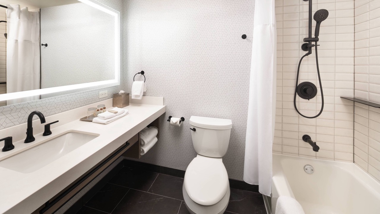Photo of Bathroom in Plantation